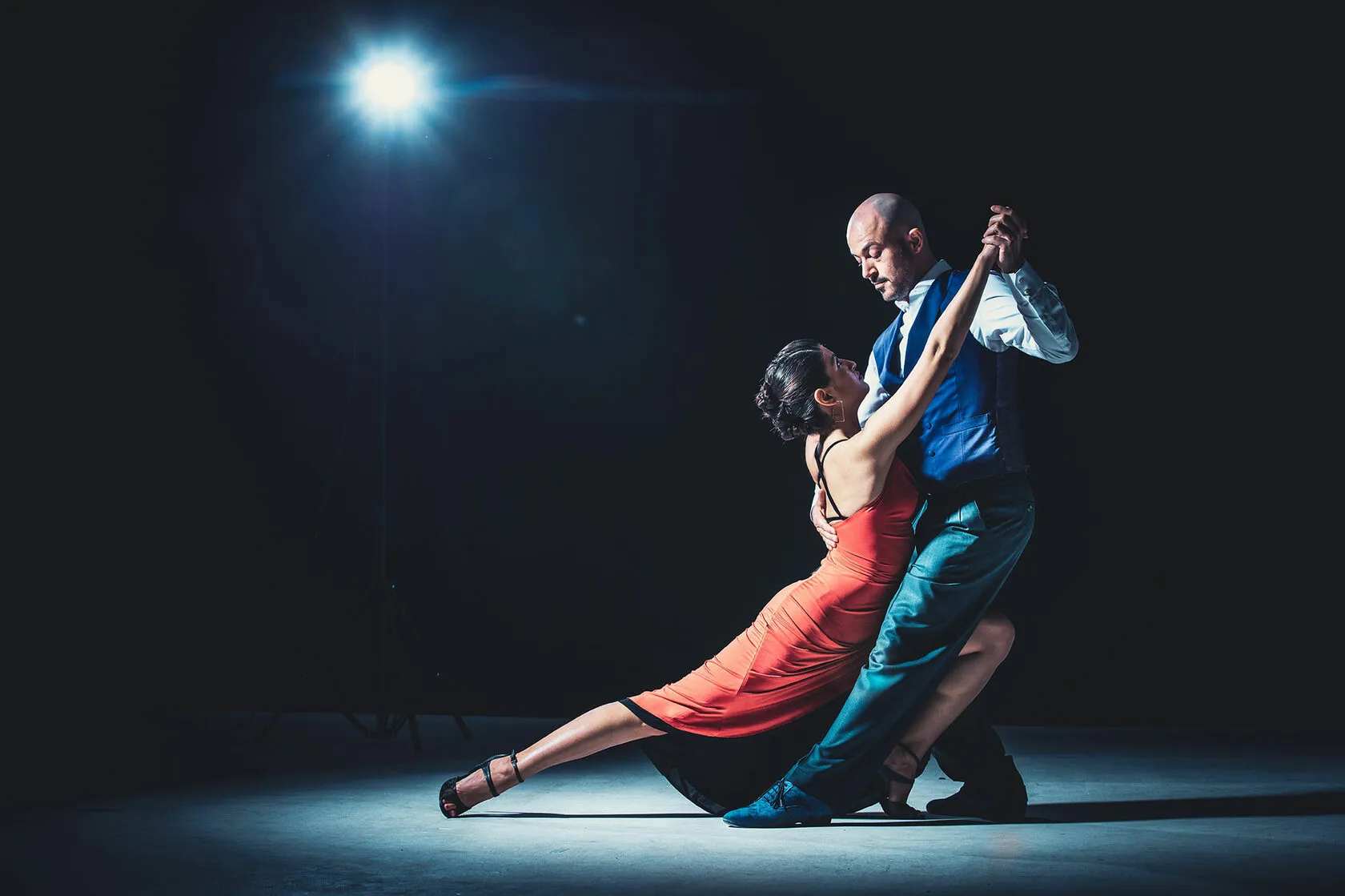 Couple practicing Argentine Tango